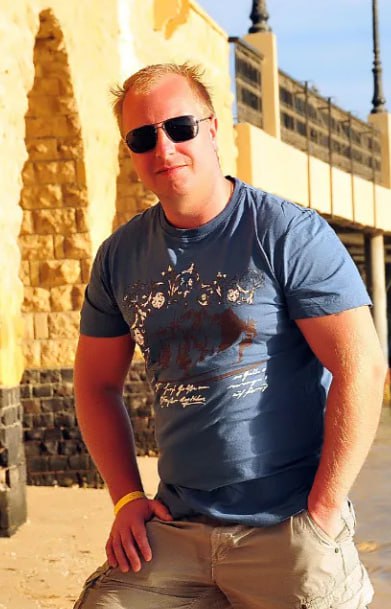 Холманских Юрий Аркадьевич