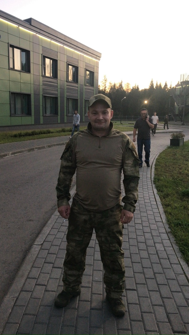 Новиков Юрий